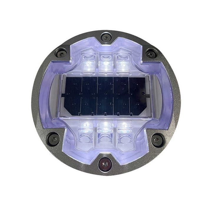 LED à haute luminosité étriers de route solaire 6 vis Terrain intégré LED solaire œil de chat