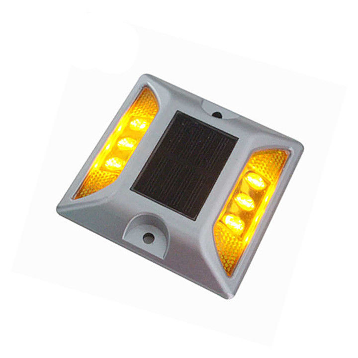 Éclairage solaire pour les yeux de chat IP68 LED en aluminium