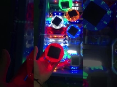 B103 Lampes à LED lourdes de charge solaire LED en plastique yeux de chat marqueur réflecteur routier